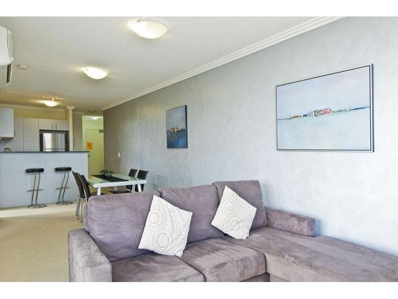 Apartment/17/136 Marine Parade, Southport QLD 4215