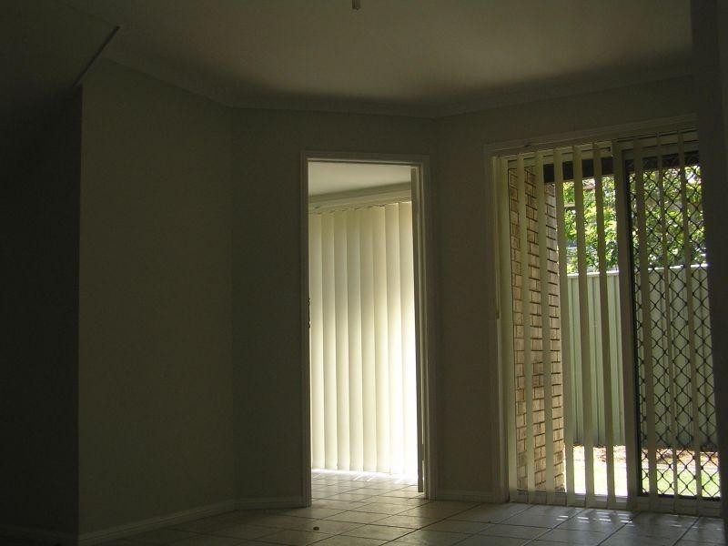 42 Murev Way, Carrara QLD 4211