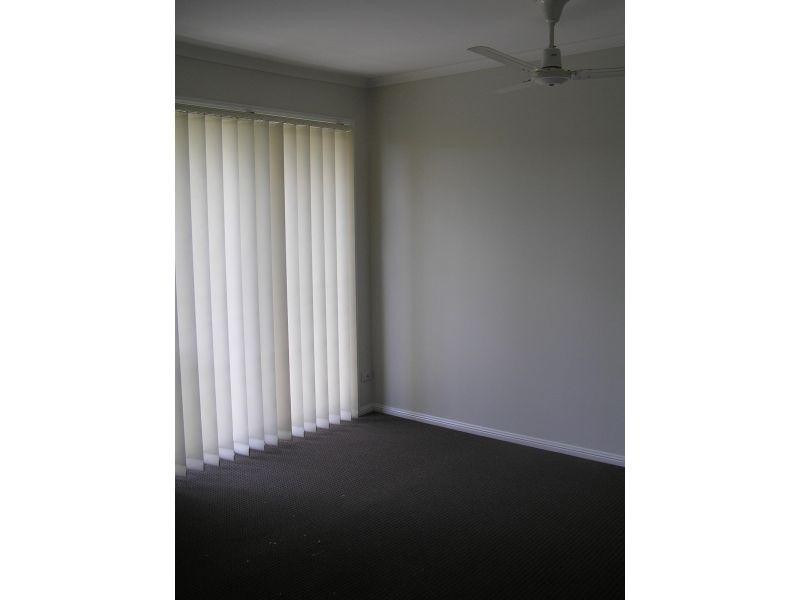 42 Murev Way, Carrara QLD 4211