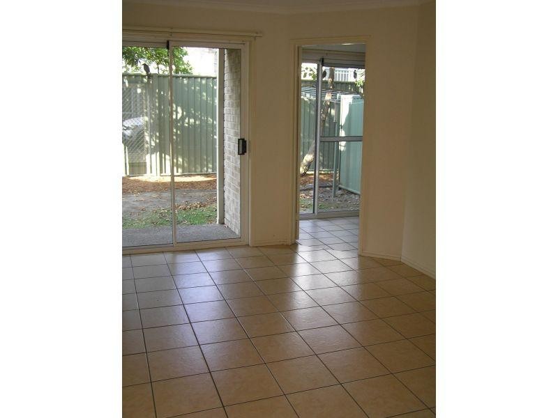 42 Murev Way, Carrara QLD 4211