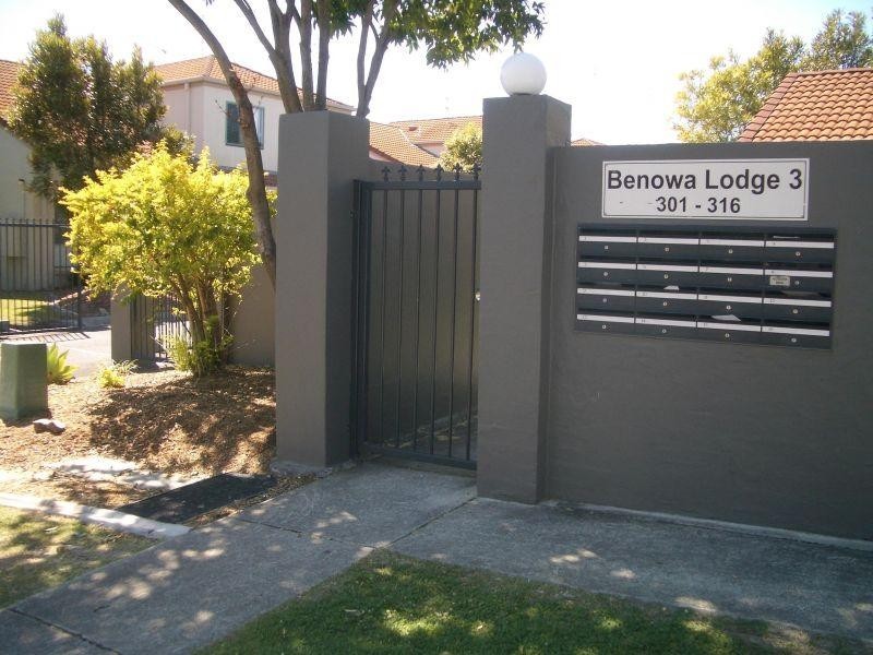 Lodge 3 Unit 12/87-91   Heeb Street, Ashmore QLD 4214