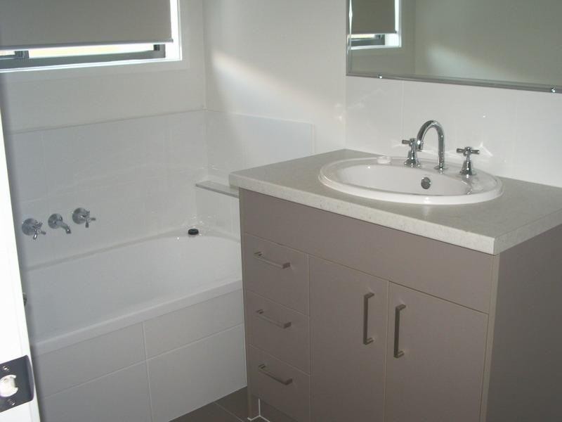 112/230 Pulgul Street, Urangan QLD 4655