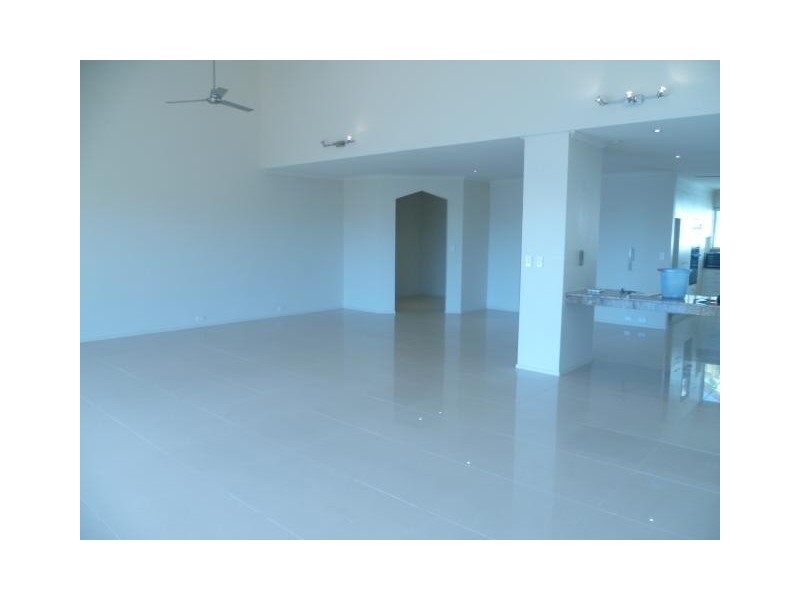 42 Duringan Street, Currumbin QLD 4223