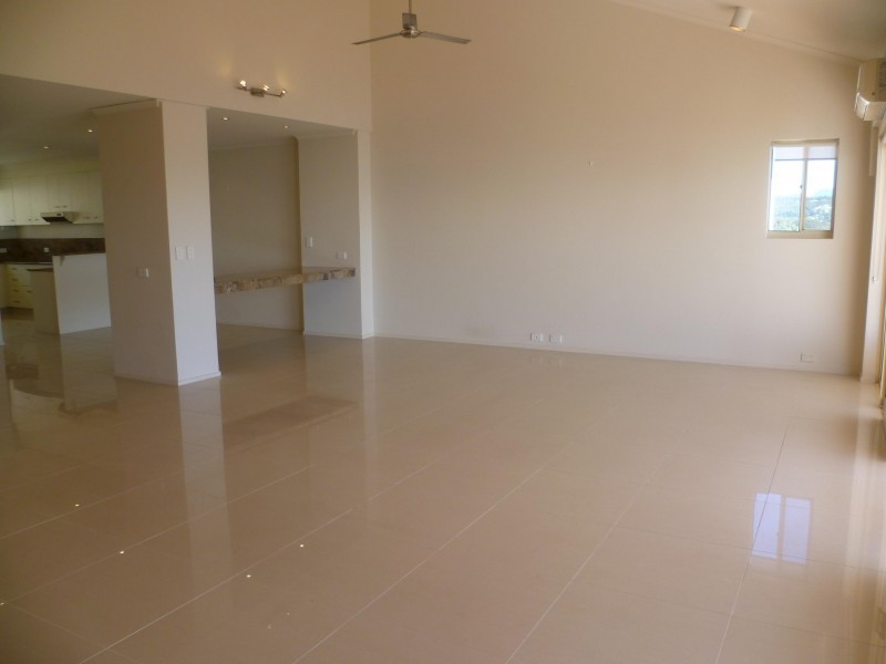 42 Duringan Street, Currumbin QLD 4223