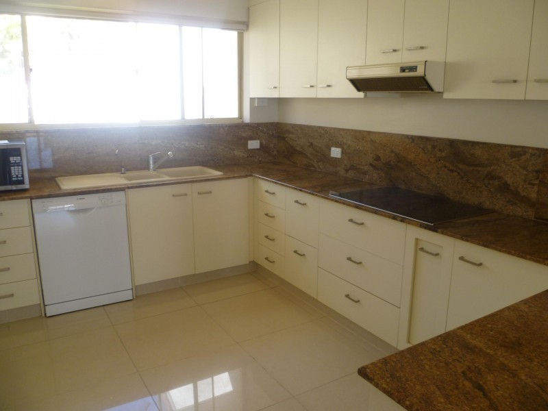 42 Duringan Street, Currumbin QLD 4223