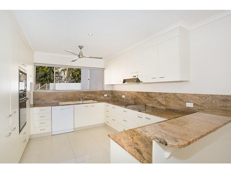 42 Duringan Street, Currumbin QLD 4223