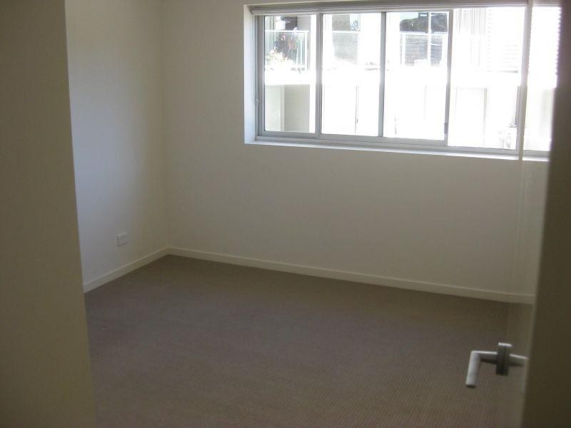 132/24 Allwood Street, Indooroopilly QLD 4068