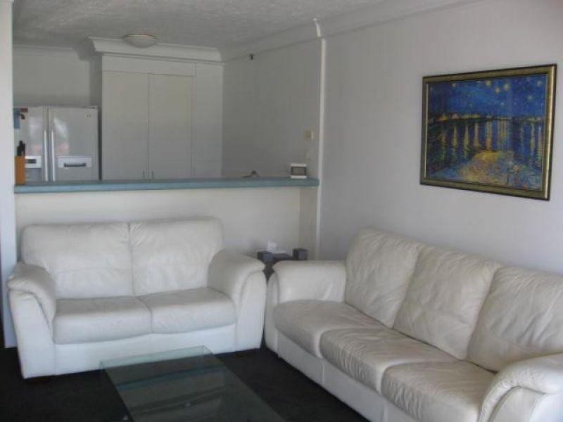 402 402/5-25 Enderley Avenue, Surfers Paradise QLD 4217