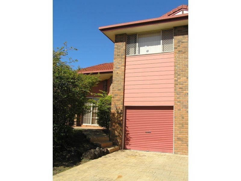 1A Alison Road, Carrara QLD 4211