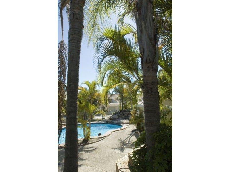 Townhouse 77/2 Coolgardie Street, Elanora QLD 4221