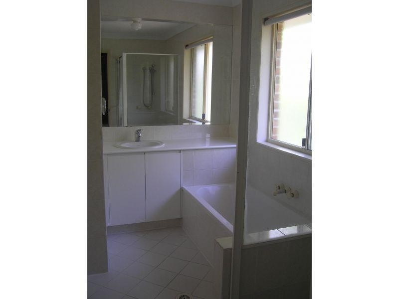 38 Murev Way, Carrara QLD 4211
