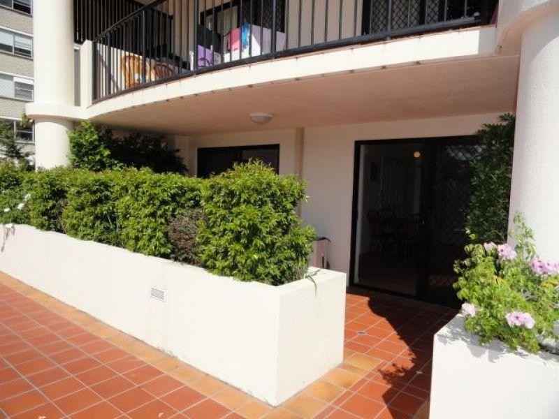 3/12 Paradise Island, Surfers Paradise QLD 4217
