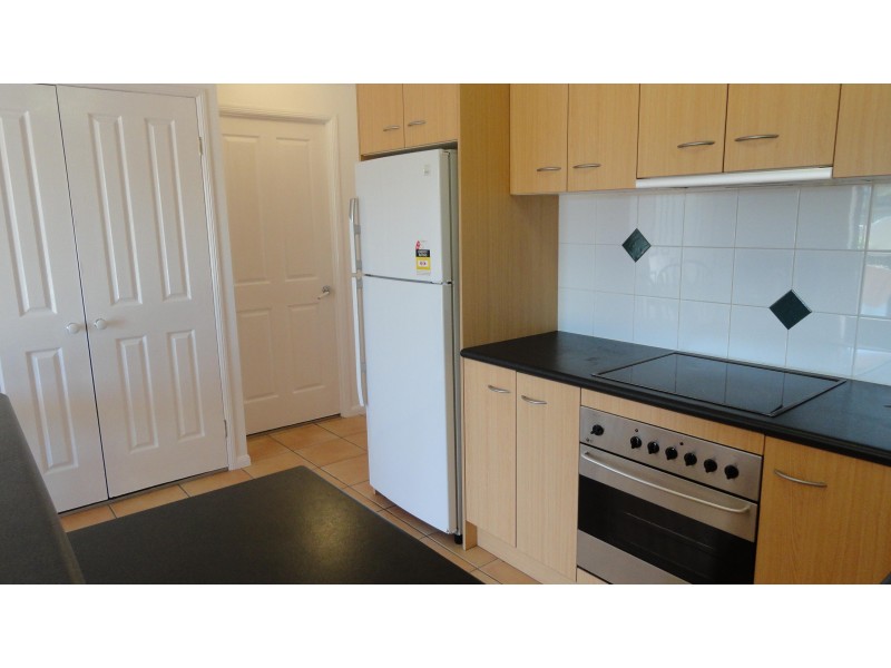 3/12 Paradise Island, Surfers Paradise QLD 4217