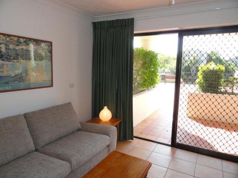 12 Paradise Island, Surfers Paradise QLD 4217