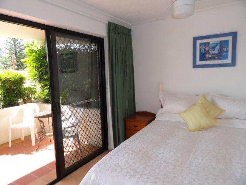 12 Paradise Island, Surfers Paradise QLD 4217