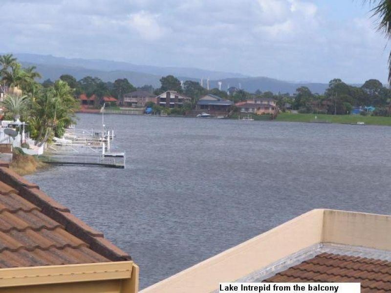 111 Markeri Street, Mermaid Waters QLD 4218