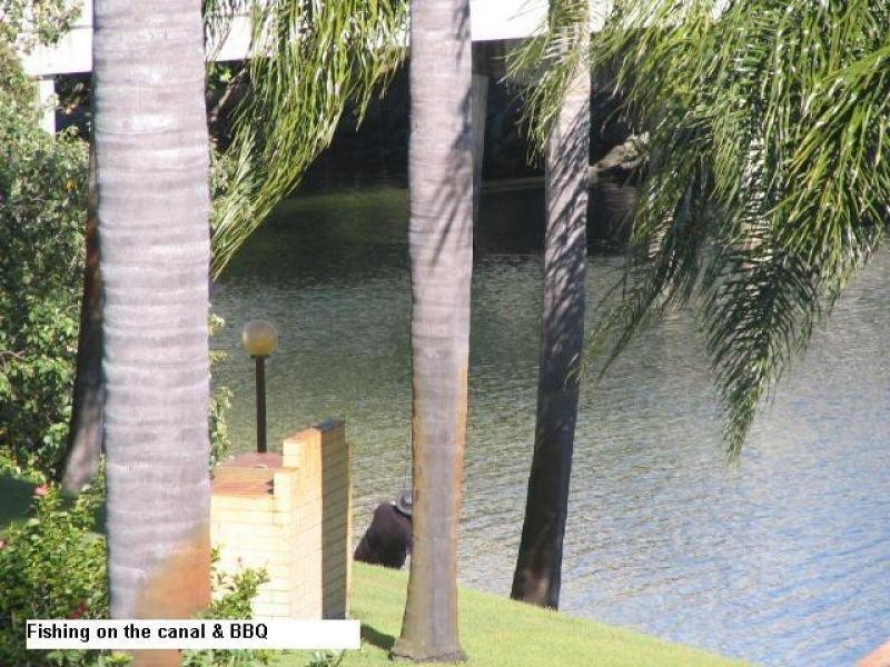 111 Markeri Street, Mermaid Waters QLD 4218
