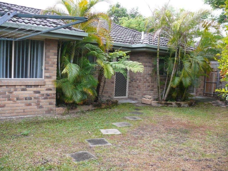 1A Alison Road, Carrara QLD 4211