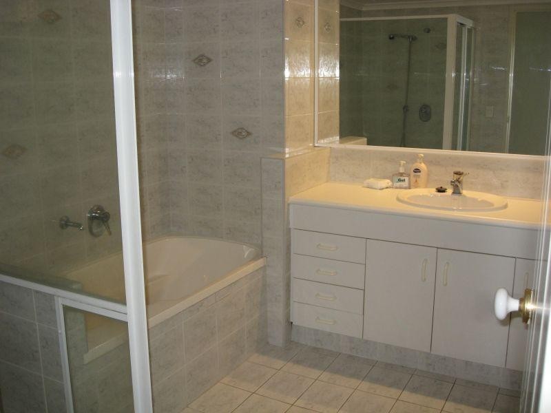 32/41a Broadwater Street, Runaway Bay QLD 4216