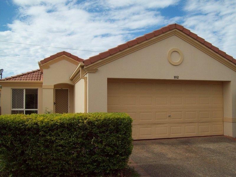 2 Langport Parade, Mudgeeraba QLD 4213