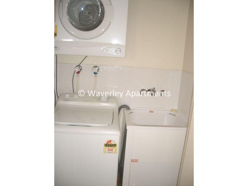 16-26 Waverley Street, Southport QLD 4215