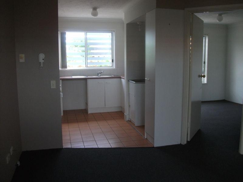 UNIT 21/75 Bayview Street, Runaway Bay QLD 4216