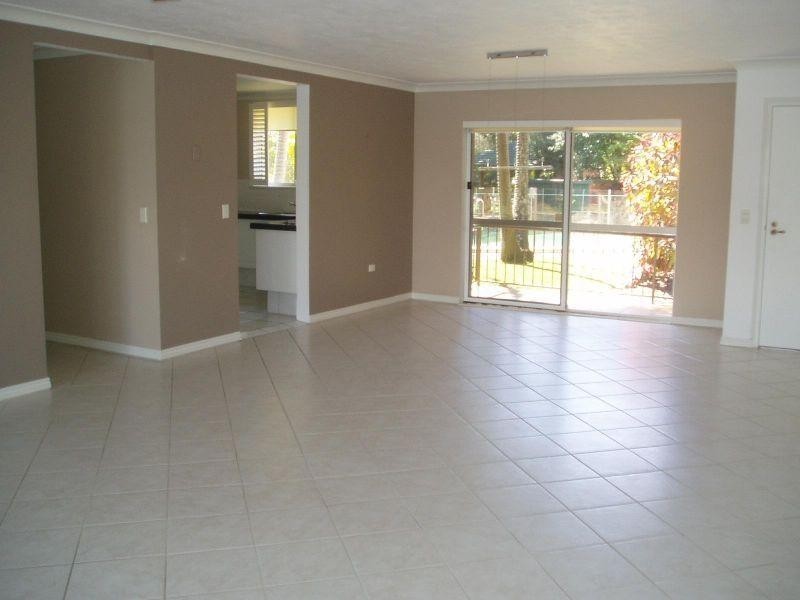 22 Commodore Drive, Paradise Waters QLD 4217