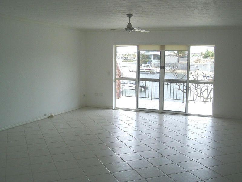 22 Commodore Drive, Paradise Waters QLD 4217