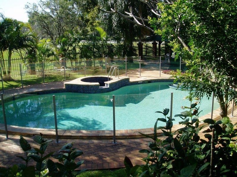 22 Commodore Drive, Paradise Waters QLD 4217