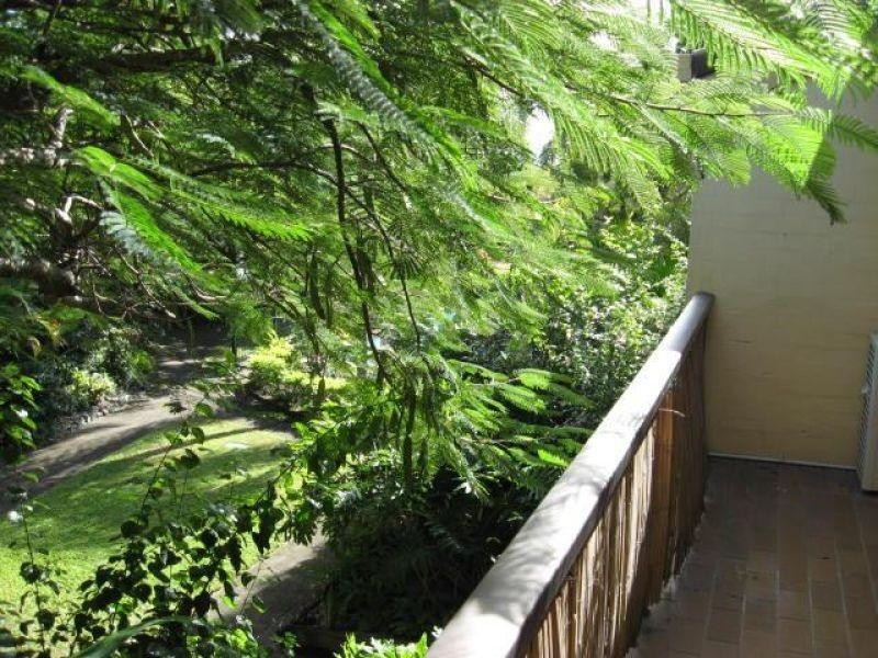 111 Markeri Street, Mermaid Waters QLD 4218