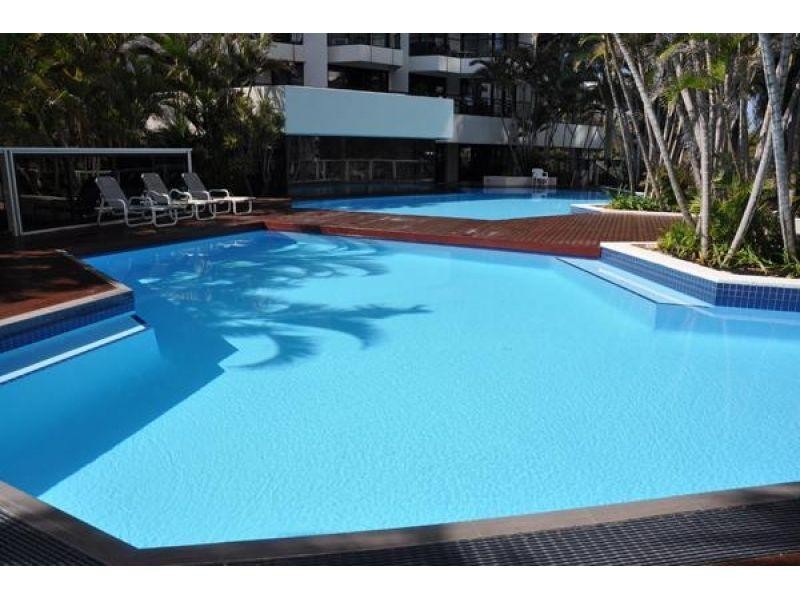 24 Breaker Street, Main Beach QLD 4217