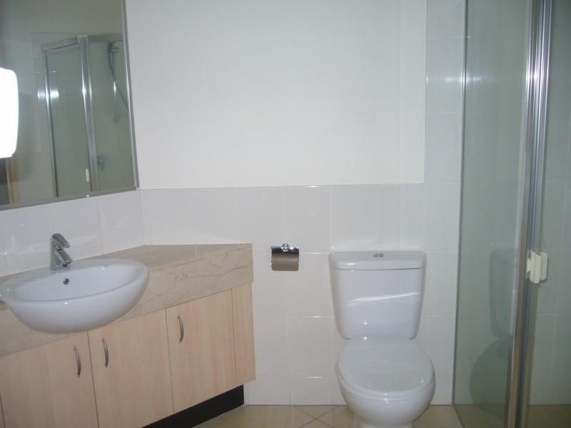 9 Sylvan Road, Toowong QLD 4066