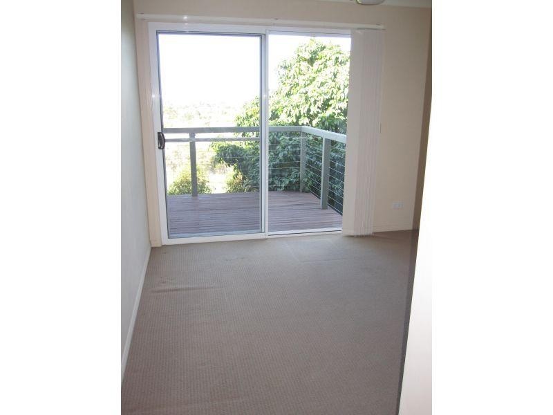 57/1 Sauvignon Parade, Upper Coomera QLD 4209