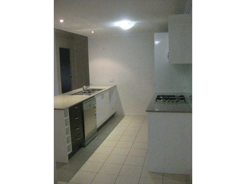 97/24 Allwood Street, Indooroopilly QLD 4068