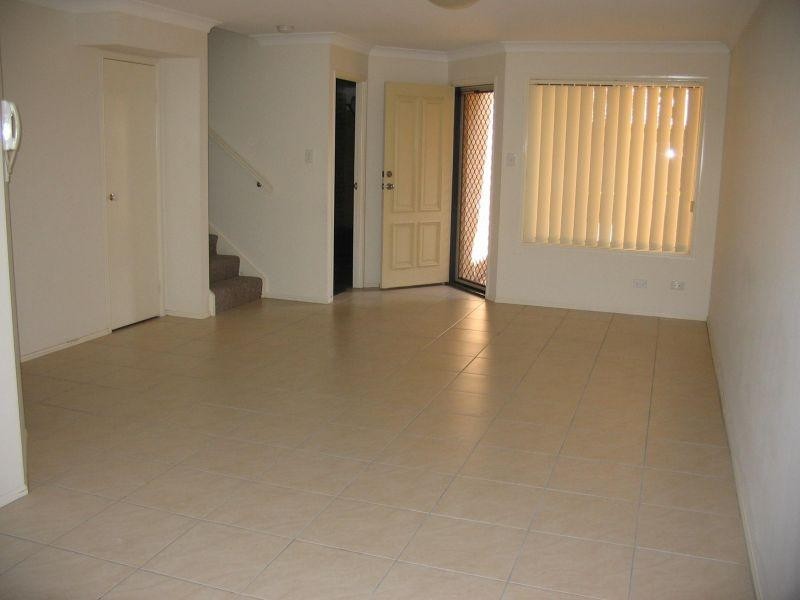 Town House 54/2  Falcon Way, Tweed Heads South NSW 2486