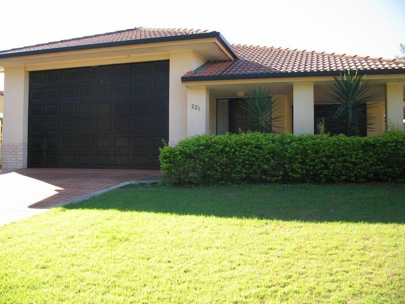 House 221/2  Falcon Way, Tweed Heads South NSW 2486