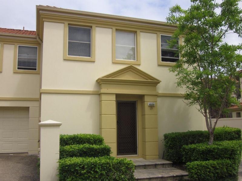 17/99-101 Heeb Street, Benowa QLD 4217