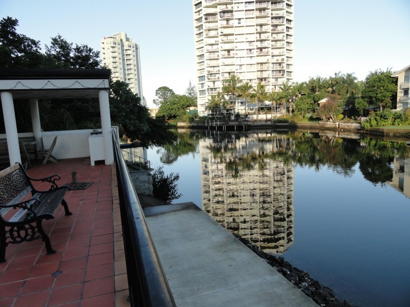 12 Paradise Island, Surfers Paradise QLD 4217