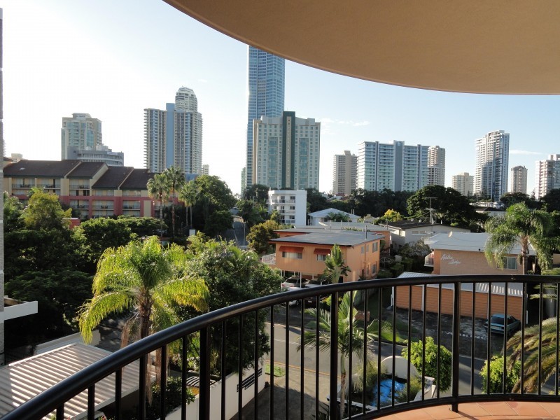 12 Paradise Island, Surfers Paradise QLD 4217