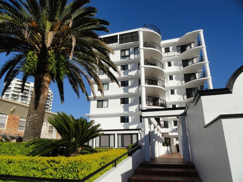 13/12 Paradise Island, Surfers Paradise QLD 4217