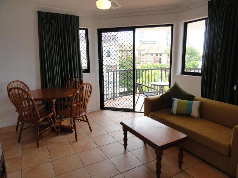 12 Paradise Island, Surfers Paradise QLD 4217