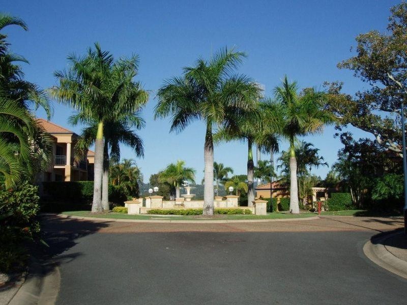 85 Palm Meadows Drive, Carrara QLD 4211