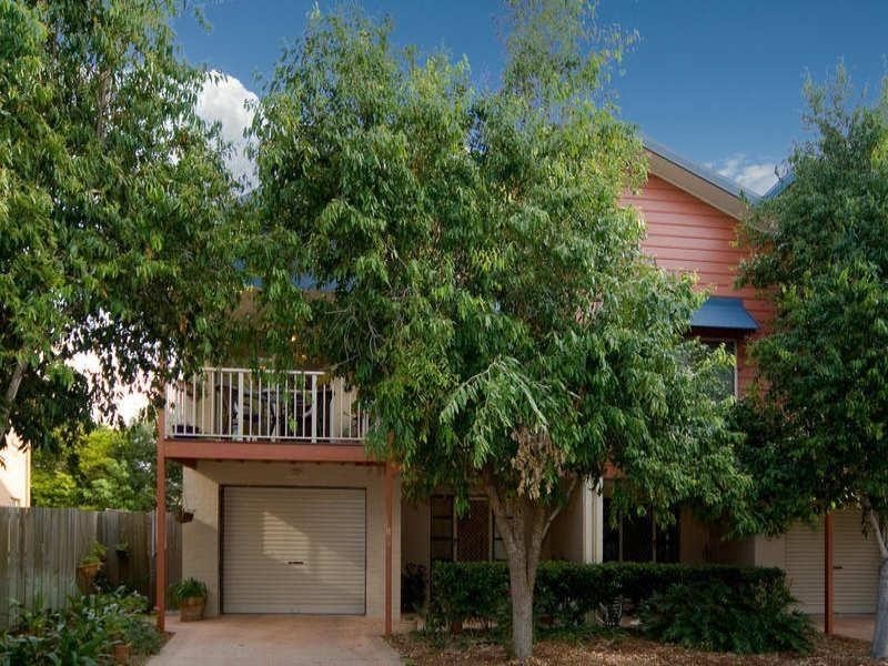 316 Long Street, Graceville QLD 4075