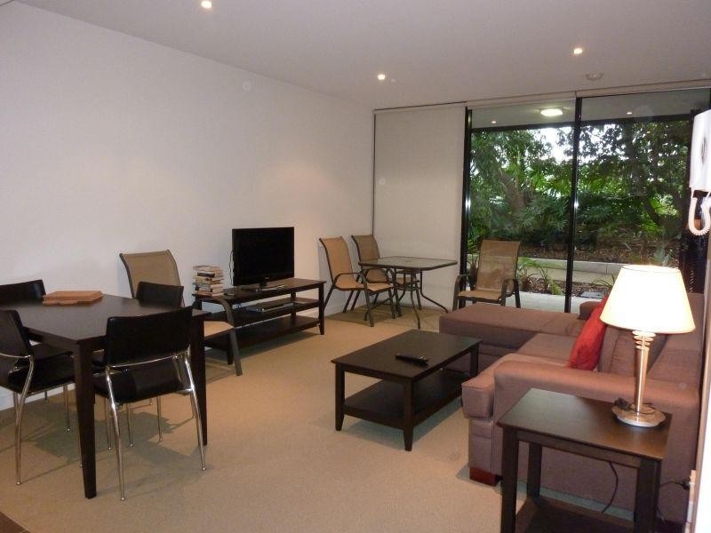 APARTMENT 205/10 Pidgeon Close, West End QLD 4101