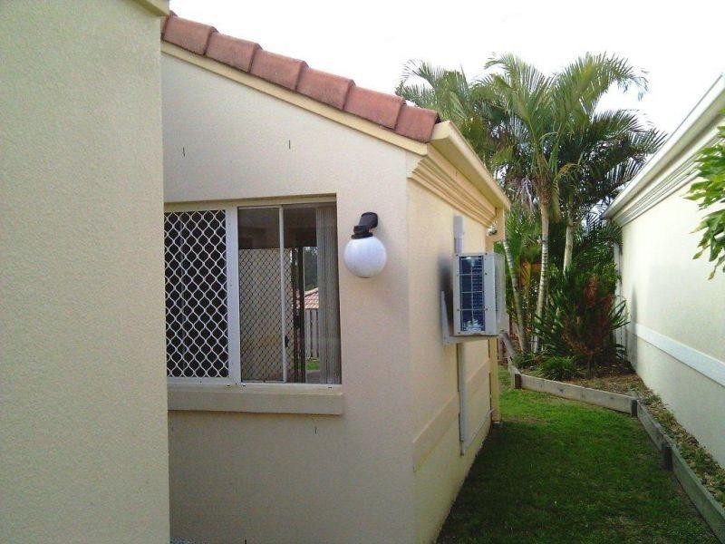 67/2 Langport Parade, Mudgeeraba QLD 4213