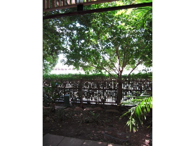 100 Racecourse Road, Bundall QLD 4217