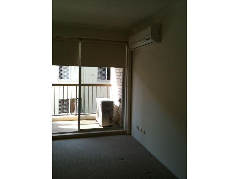 28 BEACH RD, Surfers Paradise QLD 4217