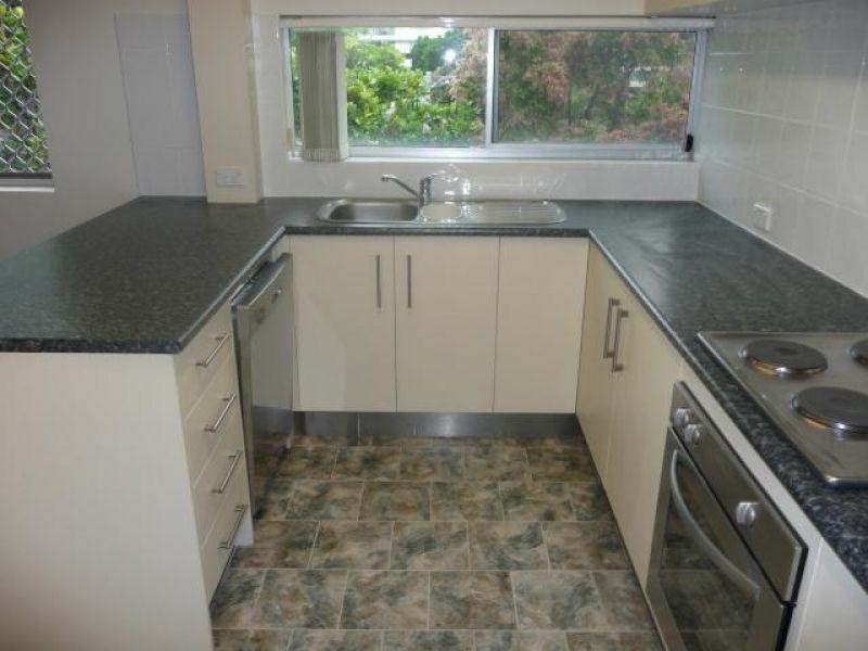 Unit 10/17 Laycock Street, Surfers Paradise QLD 4217