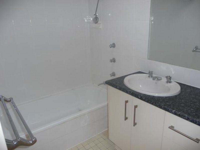 Unit 10/17 Laycock Street, Surfers Paradise QLD 4217