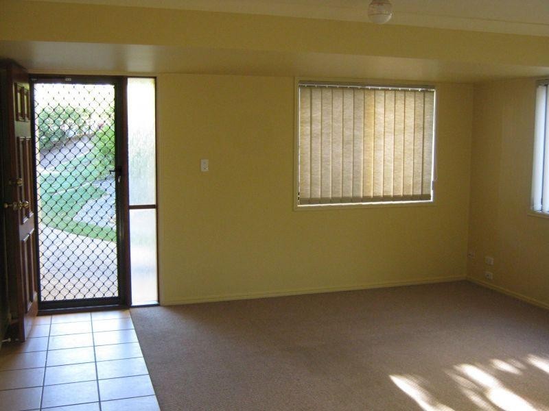 1 Santa Isobel Boulevard, Pacific Pines QLD 4211